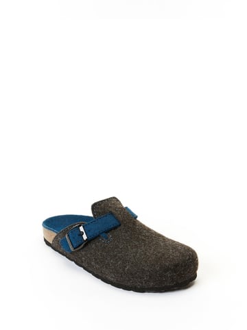 Mandel Clogs in Braun