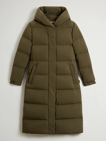 Woolrich Płaszcz puchowy "Cloud Madison" w kolorze khaki