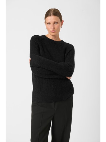 Soaked in Luxury Sweter w kolorze czarnym