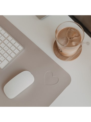 Eulenschnitt Schreibtischunterlage "Herz" in Beige - (B)80 x (H)40 cm