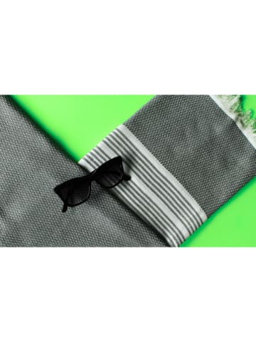 Towel to Go 2tlg. Set: "Wellness & Spa" in Grau