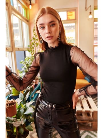 Olalook Bluse in Schwarz