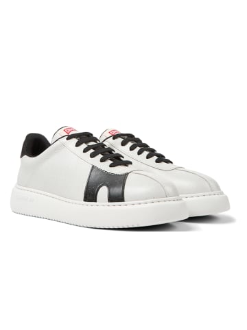 Camper Sneakers in Weiß