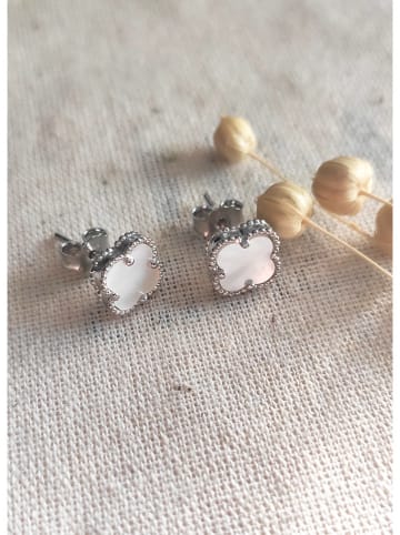 Miu Silver Srebrne kolczyki-wkrętki z masą perłową