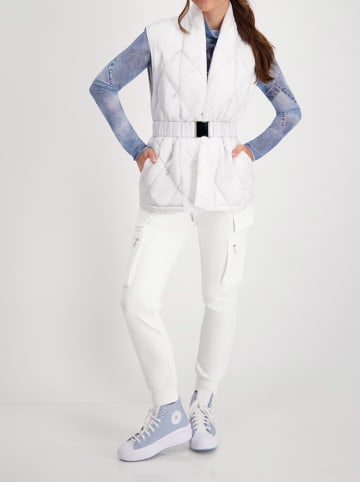 monari Doorgestikte bodywarmer wit