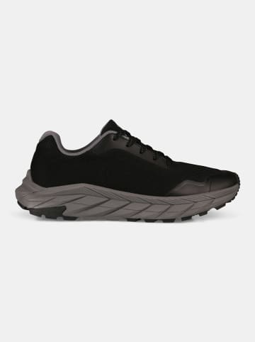Kilpi Sportschuhe "Mounty" in Schwarz