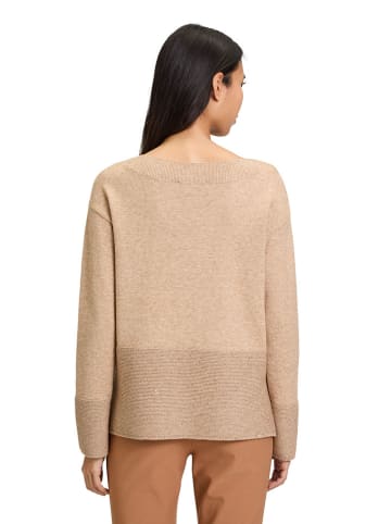 Betty Barclay Sweter w kolorze beżowym