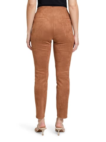 Betty Barclay Kunstlederhose in Hellbraun
