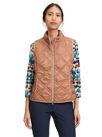 Betty Barclay Doorgestikte bodywarmer camel