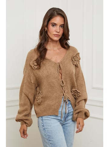 L'armoire de Suzette Cardigan in Camel