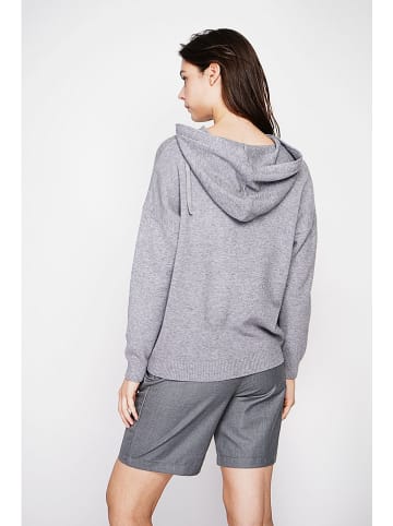 C& Jo Pullover in Grau