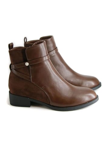 Belluci Boots in Braun
