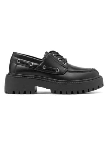 C M Paris Veterschoenen zwart