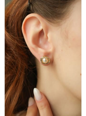 Pierres delicates Perlen-Ohrstecker in Weiß