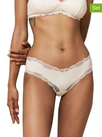 Triumph Figi (2 pary) w kolorze kremowym