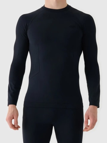 4F Funktionsunterhemd in Schwarz