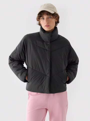 4F Daunenjacke in Schwarz