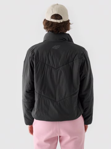 4F Daunenjacke in Schwarz