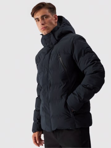 4F Daunenjacke in Schwarz