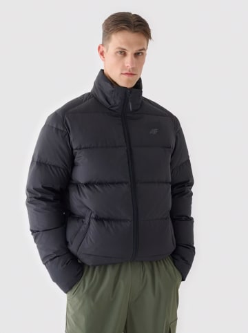 4F Daunenjacke in Schwarz