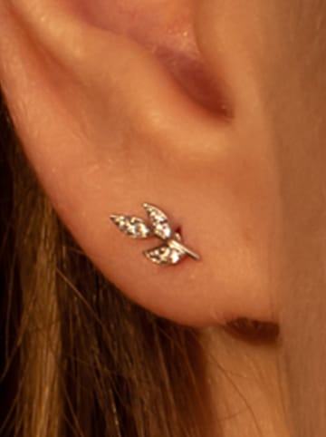 L instant d Or Witgouden oorstekers "three petals" met edelstenen