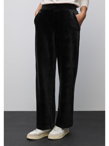 Cecil Cordhose in Schwarz