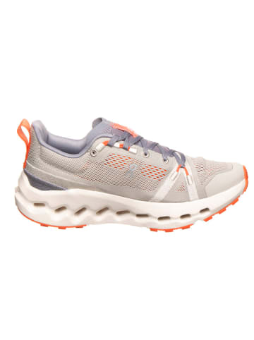 ON RUNNING Buty "Cloudsurfer trail" w kolorze jasnoszaro-pomarańczowym do biegania