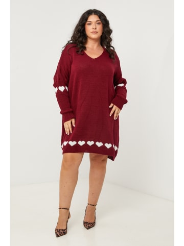 Curvy Lady Sukienka dzianinowa w kolorze bordowym