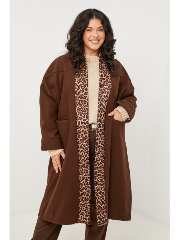 Curvy Lady Płaszcz przejściowy w kolorze brązowym