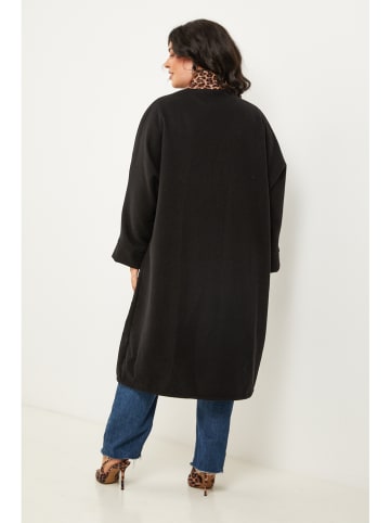 Curvy Lady Tussenmantel zwart