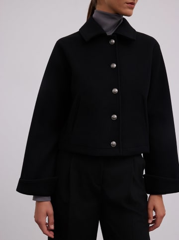 BGN Kurtka przejściowa w kolorze czarnym