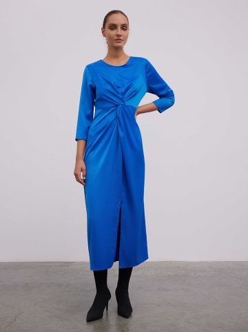 BGN Kleid in Blau