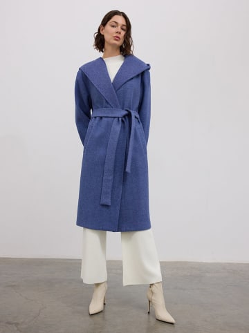 BGN Płaszcz przejściowy w kolorze niebieskim