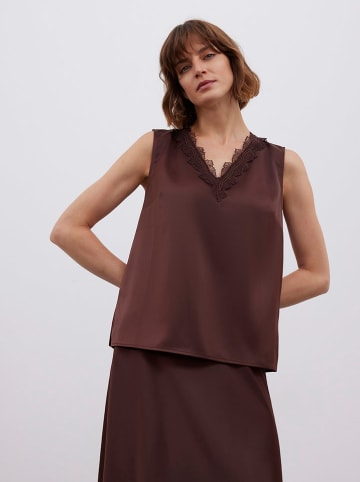 BGN Top in Braun