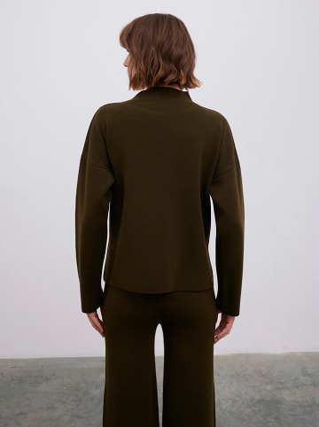 BGN Sweter w kolorze khaki