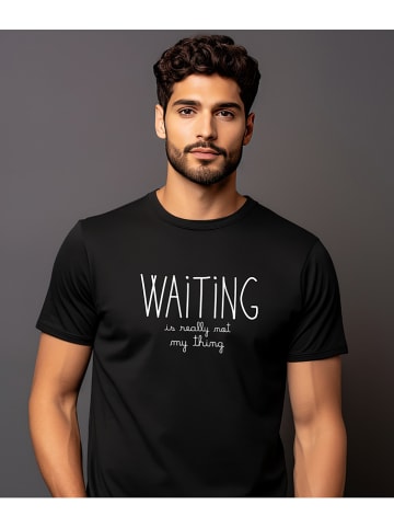WOOOP Shirt "Waiting is really not my thing" zwart