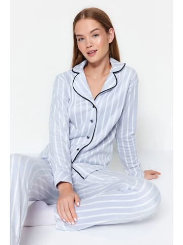 trendyol Pyjama in Hellblau/ Weiß