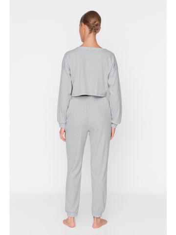 trendyol Pyjama in Hellgrau