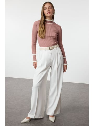 trendyol Pullover in Altrosa