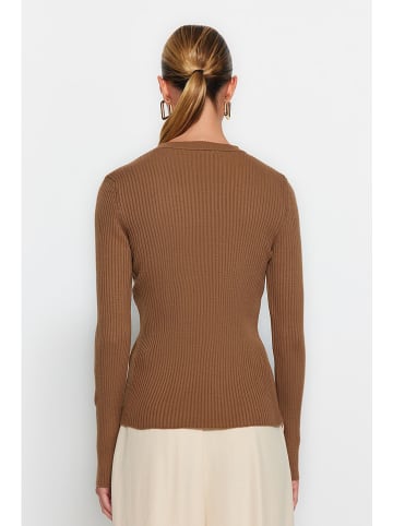 trendyol Pullover in Hellbraun