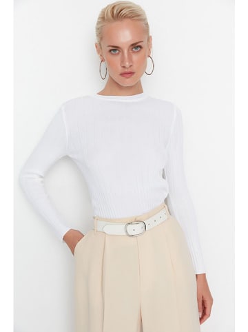 trendyol Sweter w kolorze kremowym