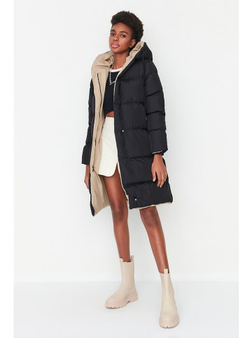 trendyol Wende-Wintermantel in Schwarz/ Beige