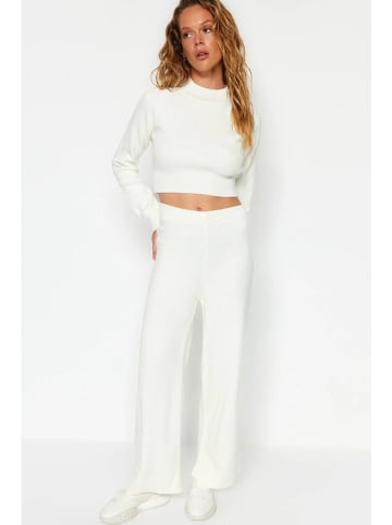 trendyol 2-delige outfit crème