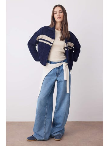 trendyol Cardigan in Dunkelblau