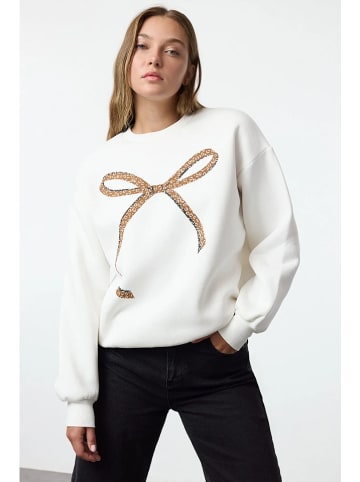 trendyol Pullover in Weiß