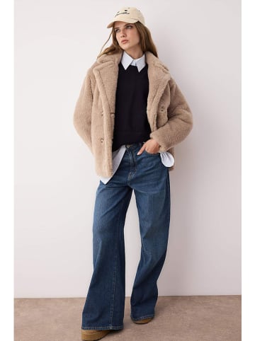 trendyol Kunstfelljacke in Beige