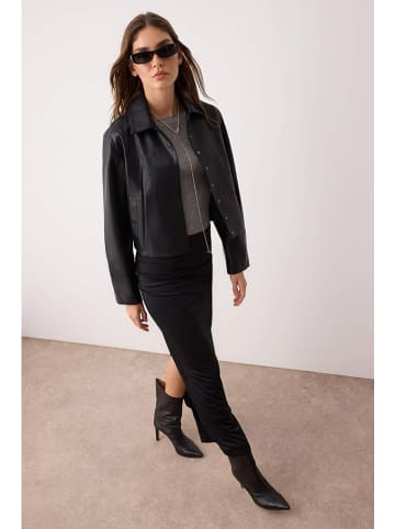 trendyol Kunstlederjacke in Schwarz
