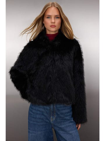 trendyol Teddyjas zwart