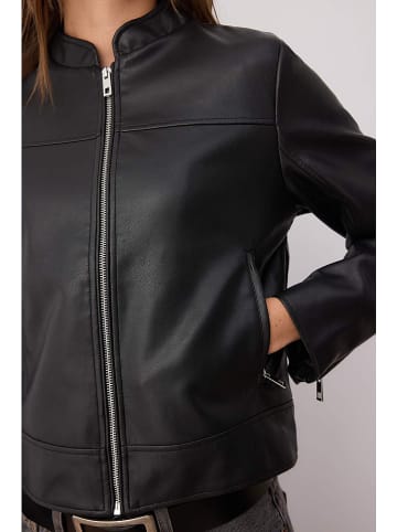 trendyol Kunstlederjacke in Schwarz
