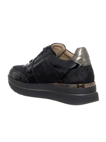 Patrizia Pepe Skórzane sneakersy w kolorze czarnym